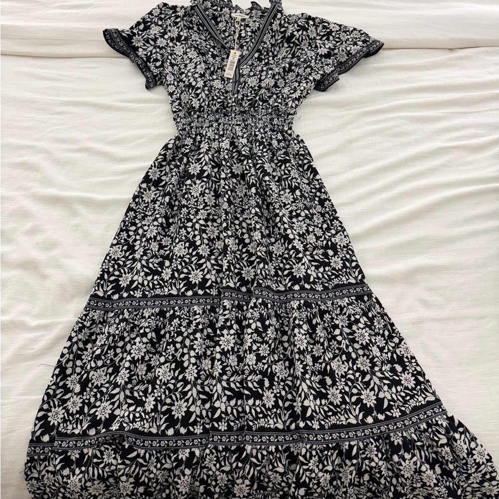 Max Studio Black and White Floral Maxi Dress